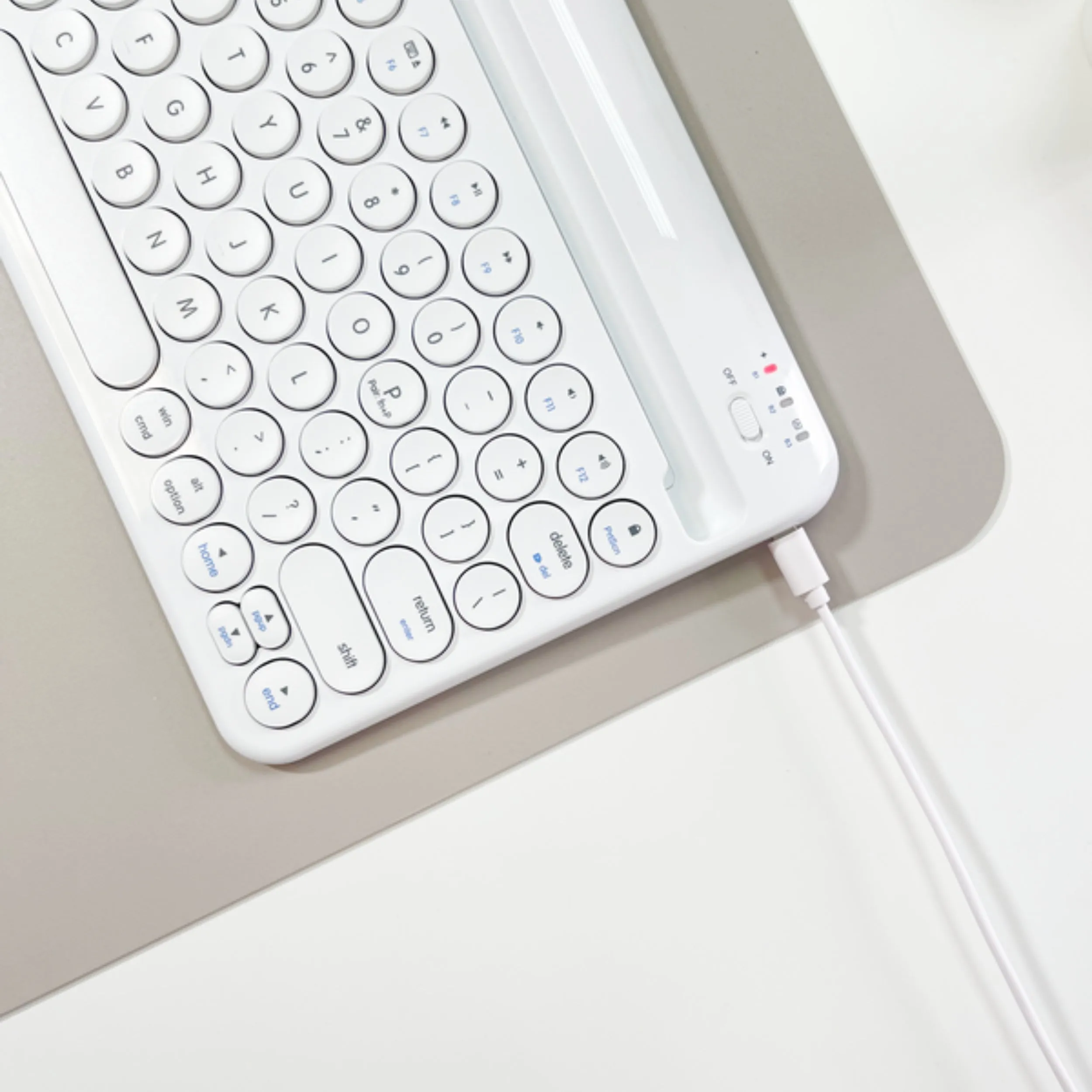 Compact Bluetooth Keyboard for Mac with iPhone or iPad Holder (White)