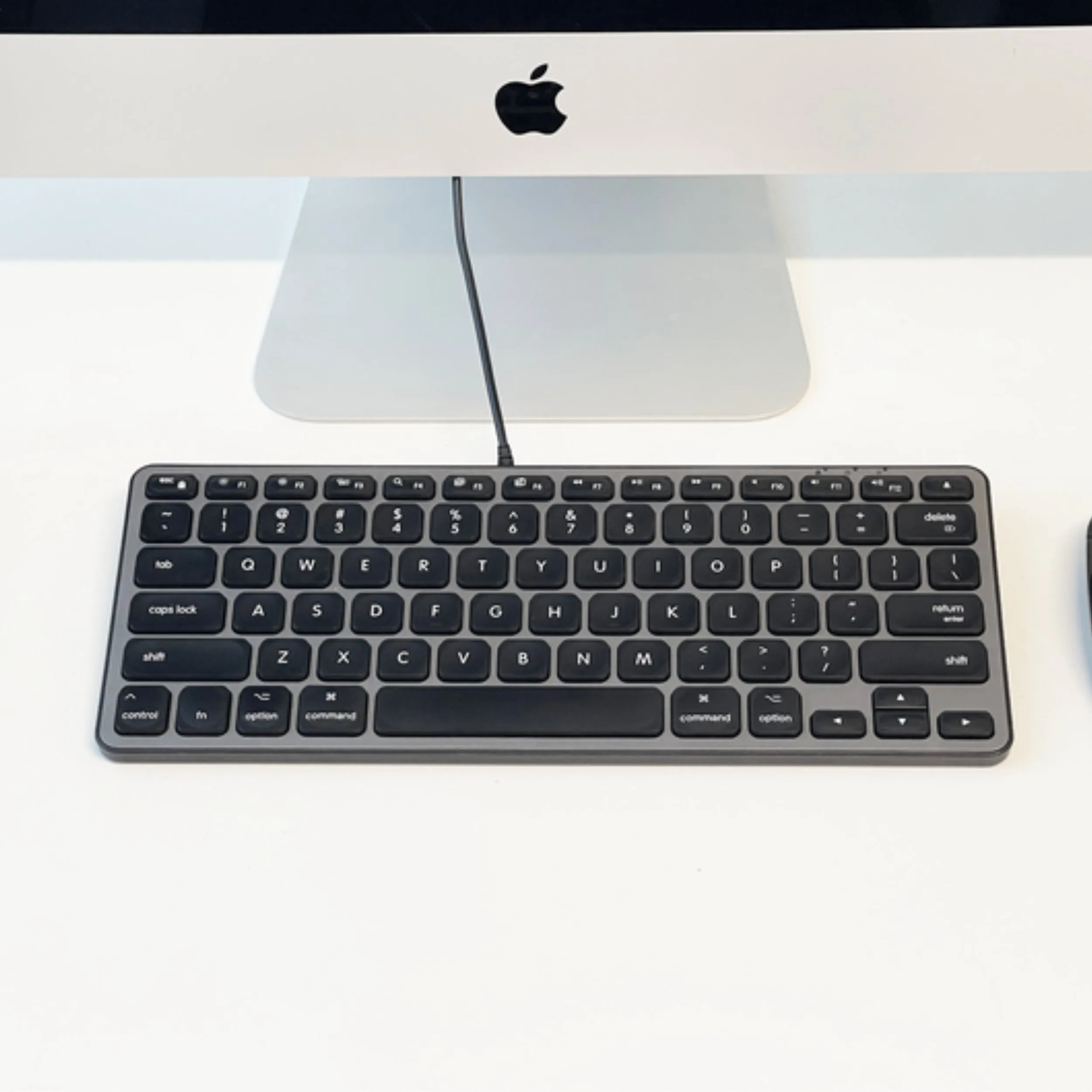 Compact Wired Keyboard with USB hub ports & Dual USB C / A