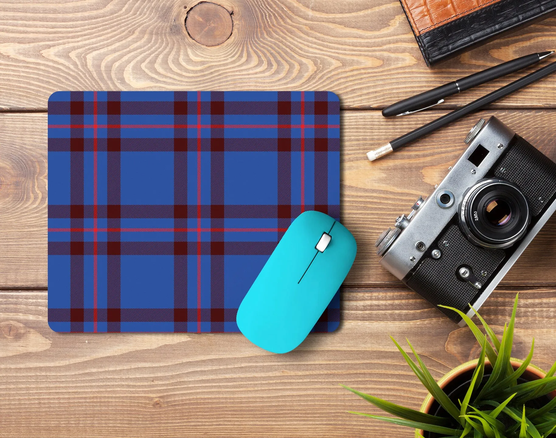 Elliot Modern Tartan Mouse Pad