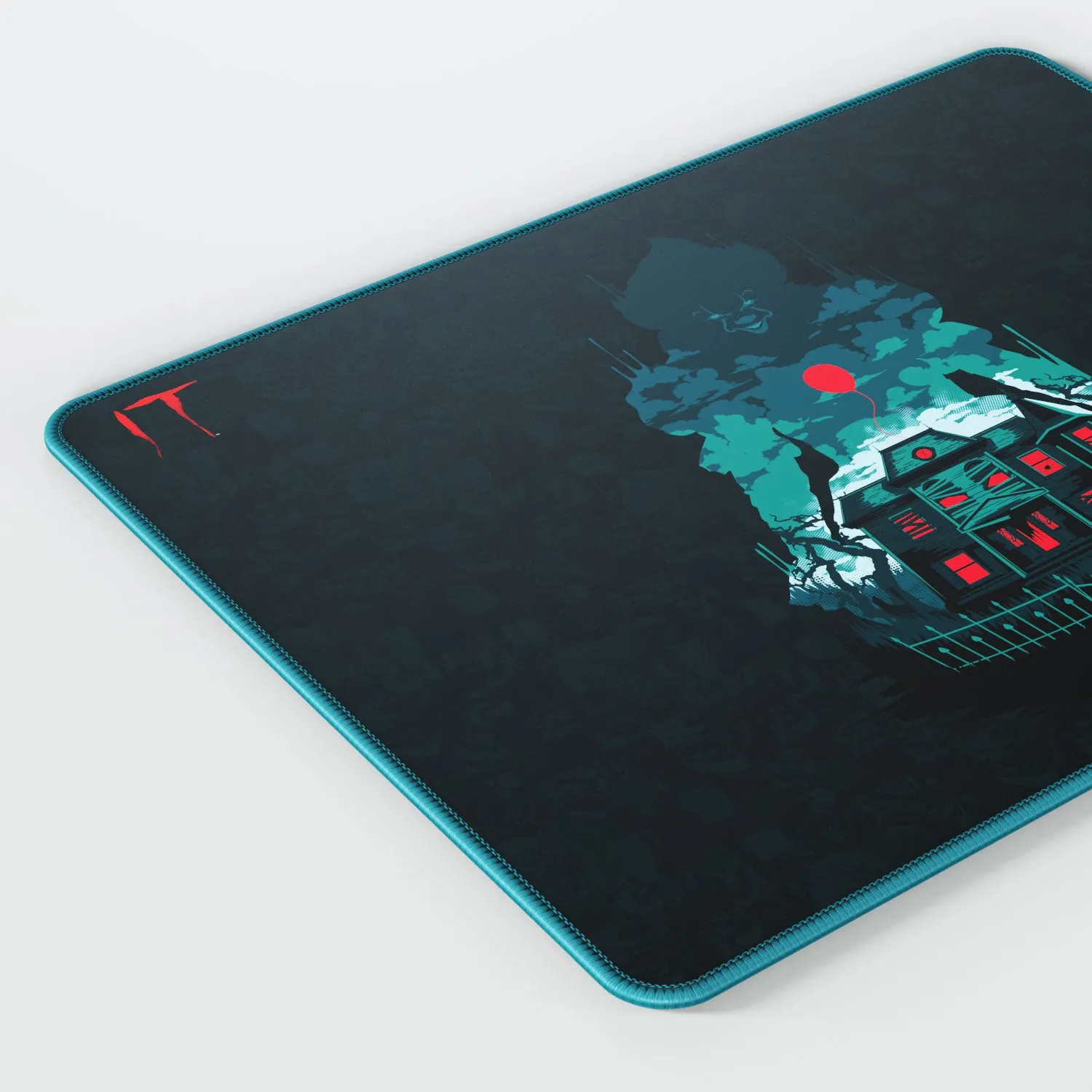 IT - Nightmare Gaming Mouse Pad