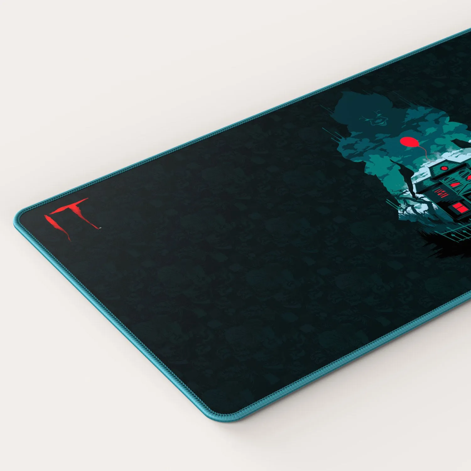 IT - Nightmare Gaming Mouse Pad