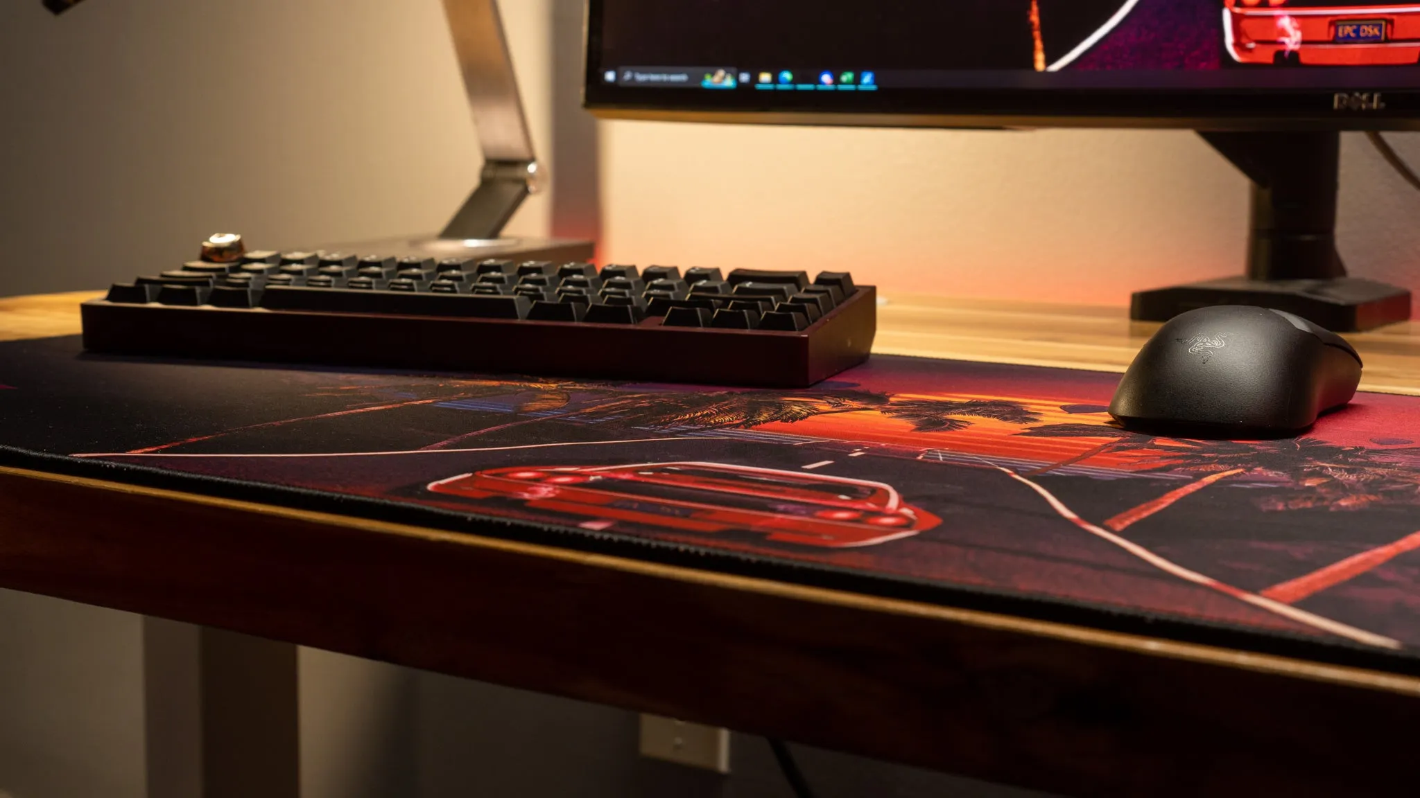 Outrun "Redwave" Limited Edition Retrowave XL Mouse Pad Deskmat