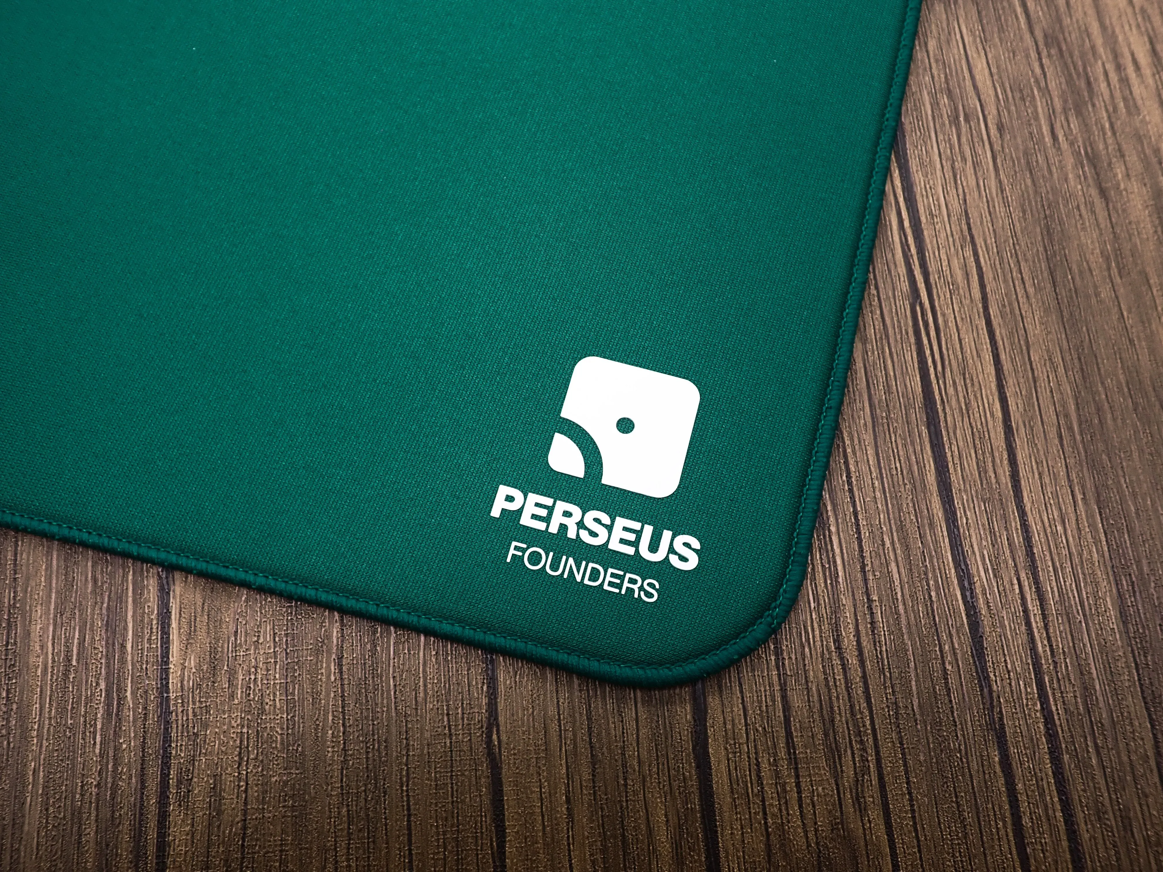 QUAOAR Perseus Premium V2 Gaming Mouse Pad